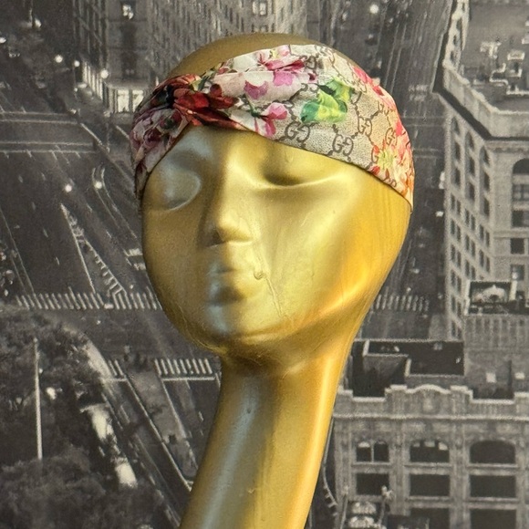 Gucci Accessories - Gucci GG Blooms Monogram Twist Headband
